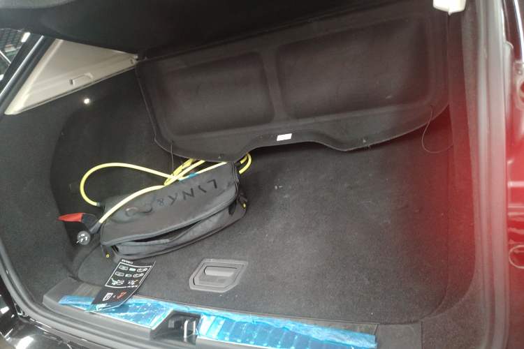 Used Lynk & Co 01 EM-P 2019 1.5T PHEV JingPro National VI Trunk