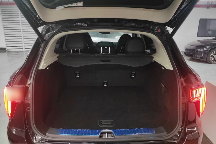 Used Lynk & Co 01 EM-P 2019 1.5T PHEV Pro Trunk