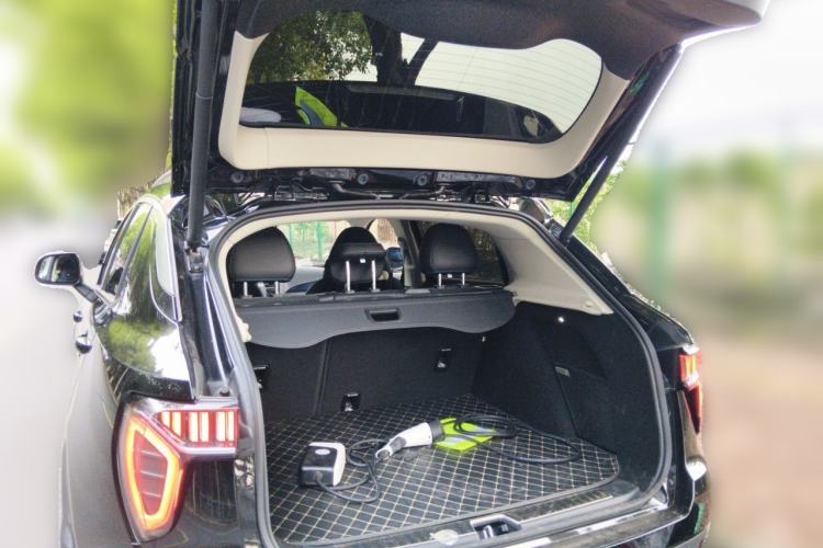 Used Lynk & Co 01 EM-P 2019 1.5T PHEV Pro Trunk