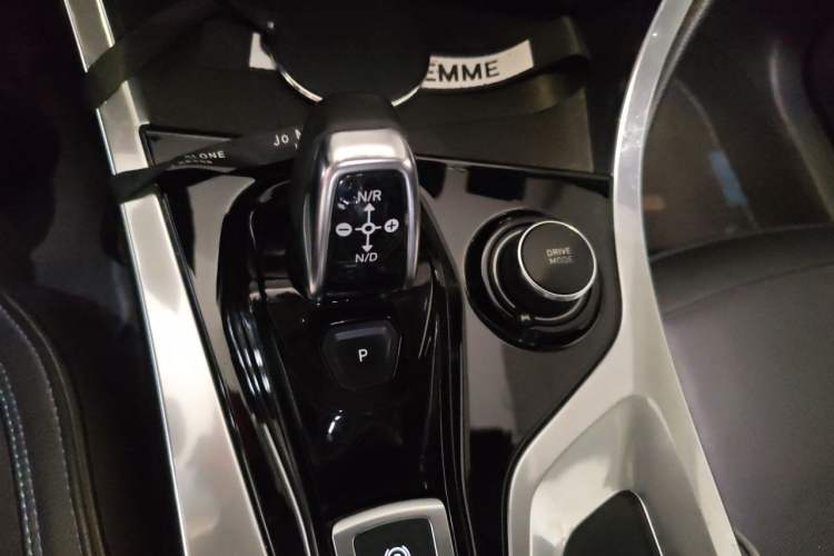 Used Lynk & Co 01 EM-P 2019 1.5T PHEV JingPro National VI Gear Lever