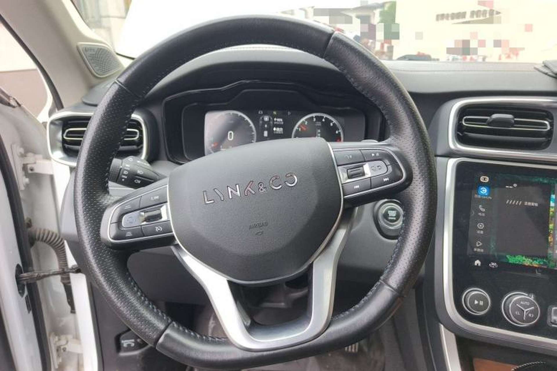 Used Lynk & Co 01 EM-P 2019 1.5T PHEV Pro Steering Wheel