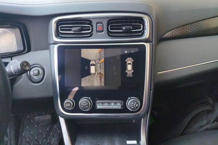 Used Lynk & Co 01 EM-P 2019 1.5T PHEV JingPro National VI Audio And AC Panel