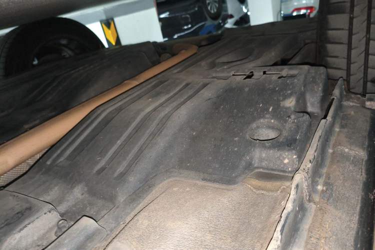 Used Lynk & Co 01 EM-P 2019 1.5T PHEV Jing Meeting China VI Emission Standards Chassis Rear Right