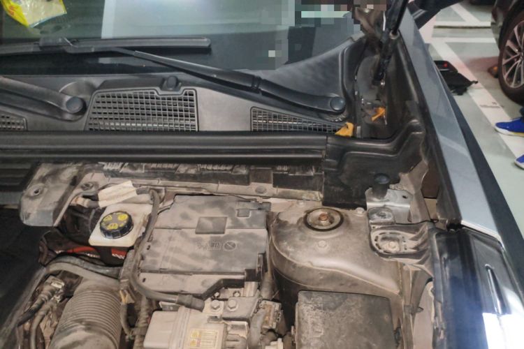 Used Lynk & Co 01 EM-P 2019 1.5T PHEV Jing Meeting China VI Emission Standards Engine Bay Left