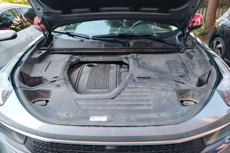 Used Lynk & Co 01 EM-P 2019 1.5T PHEV JingPro National VI Engine Bay