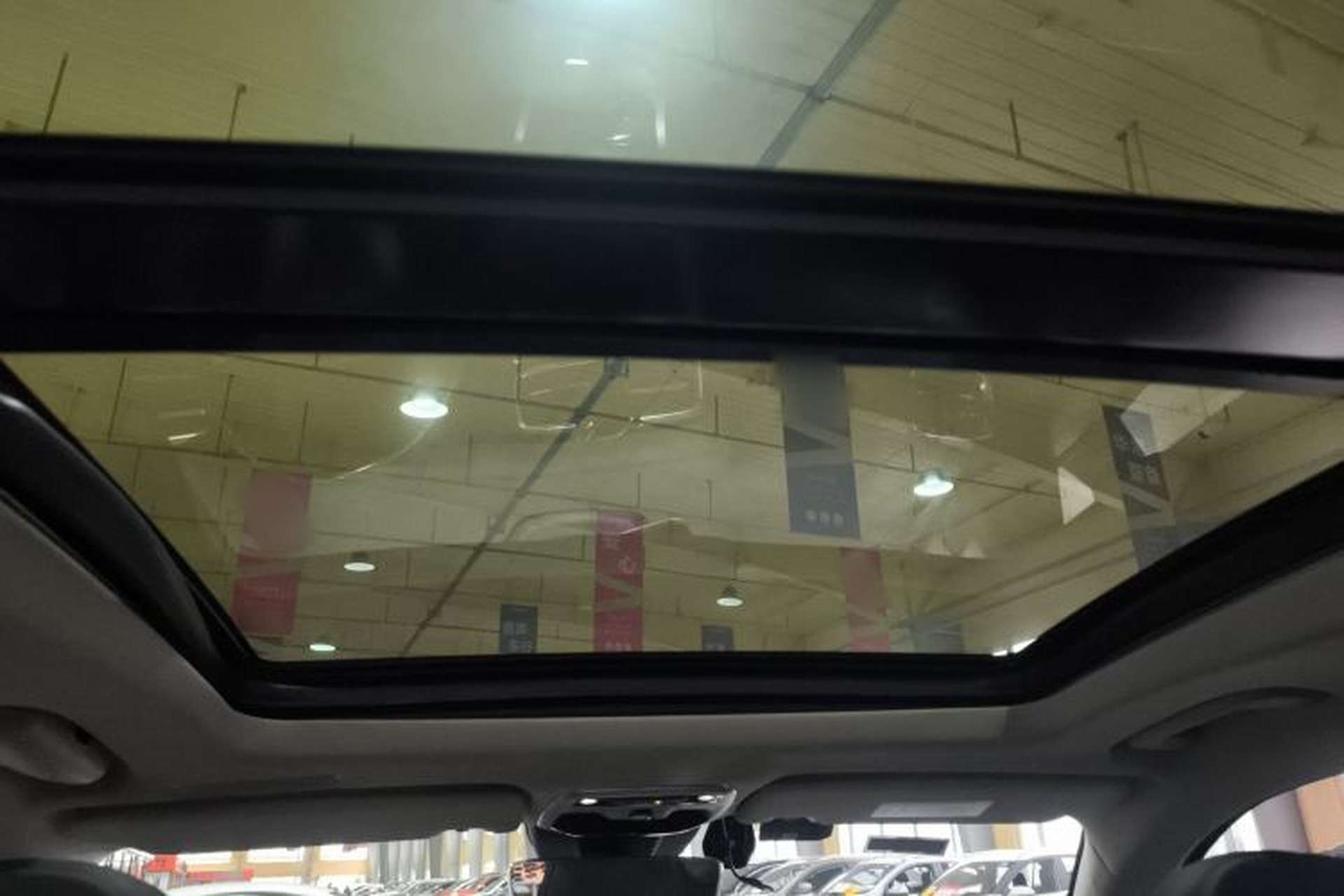 Used Lynk & Co 01 EM-P 2019 1.5T PHEV Jing Meeting China VI Emission Standards Headliner