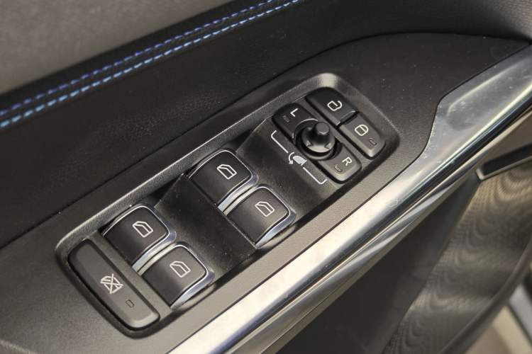 Used Lynk & Co 01 EM-P 2019 1.5T PHEV Jing Meeting China VI Emission Standards Interior 10