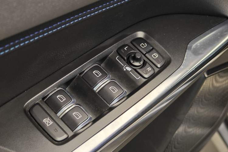 Used Lynk & Co 01 EM-P 2019 1.5T PHEV Jing Meeting China VI Emission Standards Interior 11