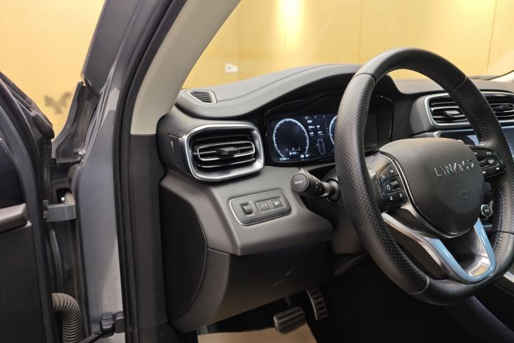 Used Lynk & Co 01 EM-P 2019 1.5T PHEV Jing Meeting China VI Emission Standards Interior 9