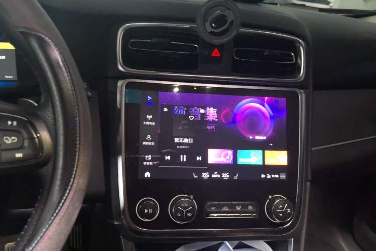 Used Lynk & Co 01 EM-P 2019 1.5T PHEV Jing Meeting China VI Emission Standards Audio And AC Panel