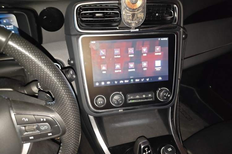 Used Lynk & Co 01 EM-P 2019 1.5T PHEV Pro Audio And AC Panel