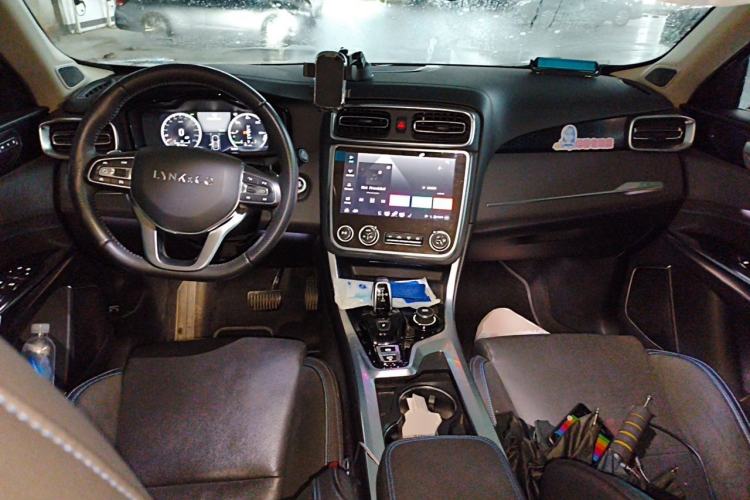 Used Lynk & Co 01 EM-P 2019 1.5T PHEV JingPro National VI Center Console