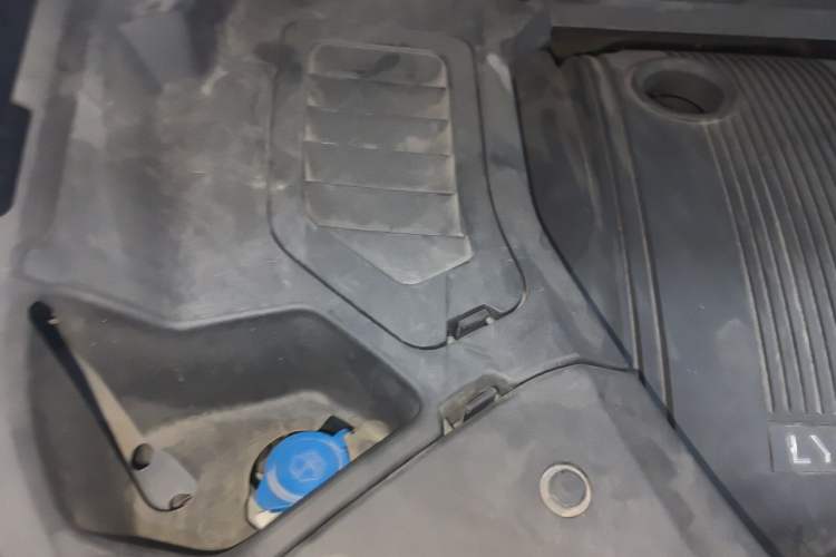 Used Lynk & Co 01 EM-P 2019 1.5T PHEV Jing Meeting China VI Emission Standards Engine Bay Right