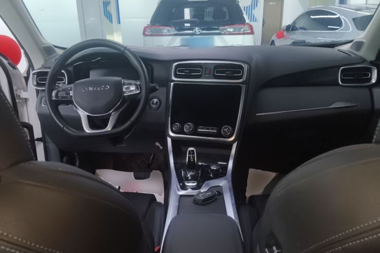 Used Lynk & Co 01 EM-P 2019 1.5T PHEV JingPro National VI Center Console