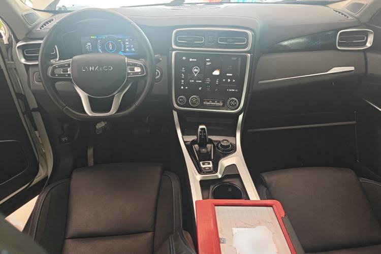 Used Lynk & Co 01 EM-P 2019 1.5T PHEV JingPro National VI Center Console