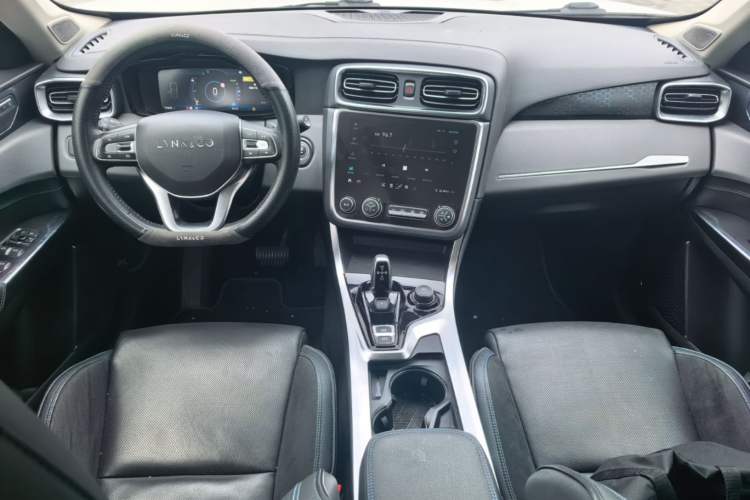 Used Lynk & Co 01 EM-P 2019 1.5T PHEV Pro Center Console