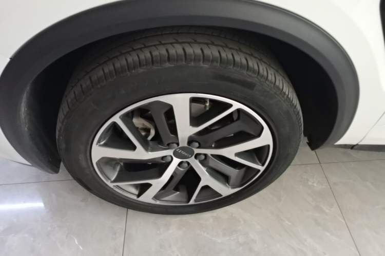 Used Lynk & Co 01 EM-P 2019 1.5T PHEV Pro Exterior 4