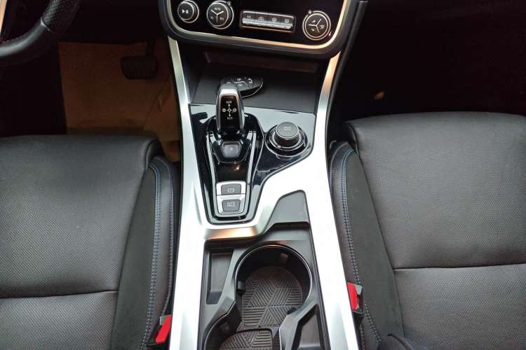 Used Lynk & Co 01 EM-P 2019 1.5T PHEV Plus Gear Lever