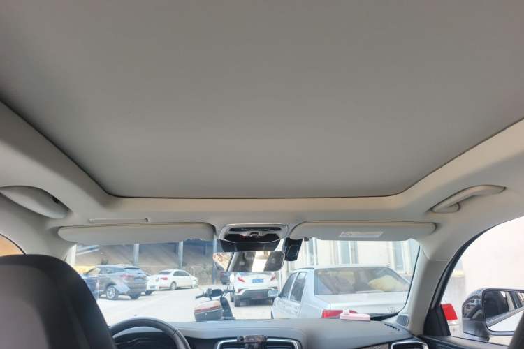 Used Lynk & Co 01 EM-P 2019 1.5T PHEV JingPro National VI Headliner