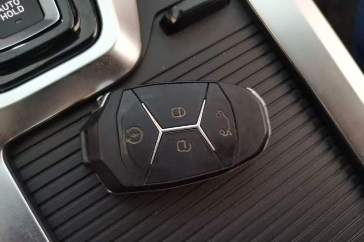Used Lynk & Co 01 EM-P 2019 1.5T PHEV Pro Interior 1