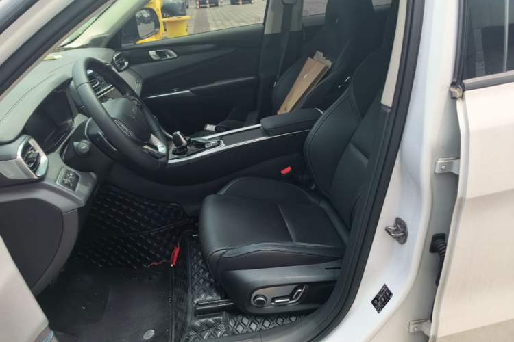 Used Lynk & Co 01 EM-P 2019 1.5T PHEV Pro Left Front Seat