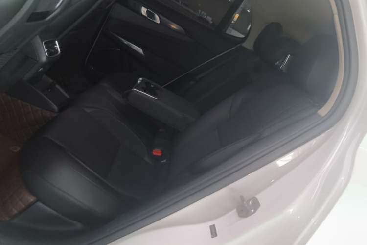 Used Lynk & Co 01 EM-P 2019 1.5T PHEV JingPro National VI Left Rear Seat