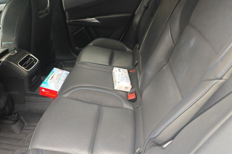 Used Lynk & Co 01 EM-P 2019 1.5T PHEV Jing Meeting China VI Emission Standards Left Rear Seat