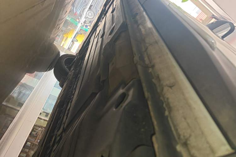 Used Lynk & Co 01 EM-P 2019 1.5T PHEV JingPro National VI Left Side Sill