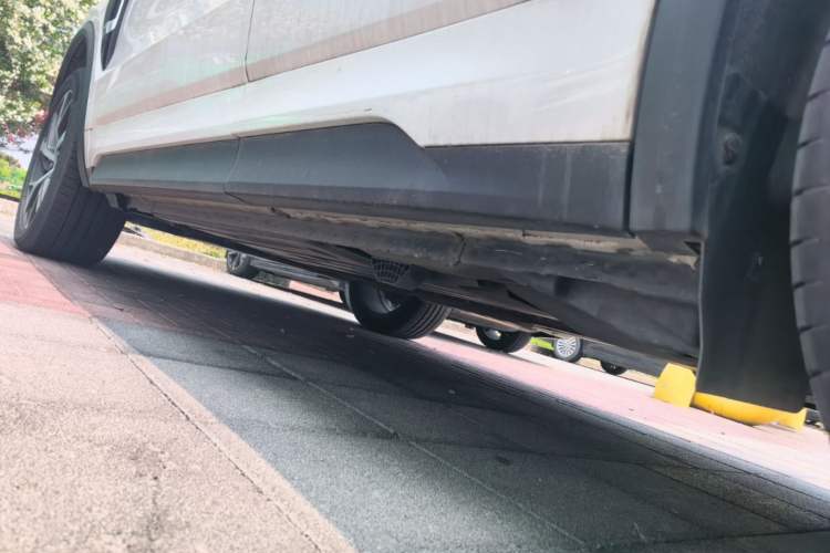 Used Lynk & Co 01 EM-P 2019 1.5T PHEV Pro Left Side Sill
