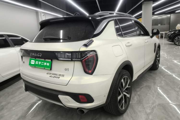 Used Lynk & Co 01 EM-P 2019 1.5T PHEV Pro Rear Right 45 Deg