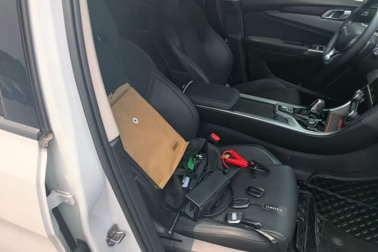 Used Lynk & Co 01 EM-P 2019 1.5T PHEV Pro Right Front Seat