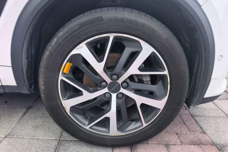 Used Lynk & Co 01 EM-P 2019 1.5T PHEV Pro Right Front Wheel Hub
