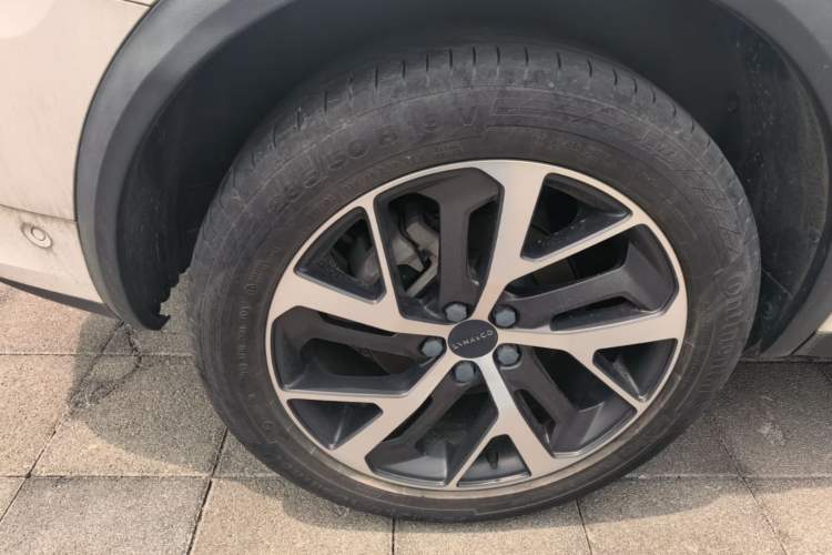 Used Lynk & Co 01 EM-P 2019 1.5T PHEV Pro Right Rear Wheel Hub