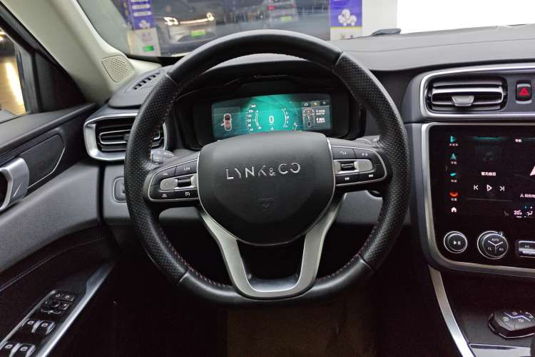 Used Lynk & Co 01 EM-P 2019 1.5T PHEV Plus Steering Wheel