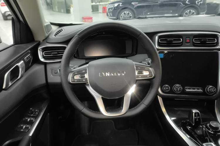 Used Lynk & Co 01 EM-P 2019 1.5T PHEV Pro Steering Wheel