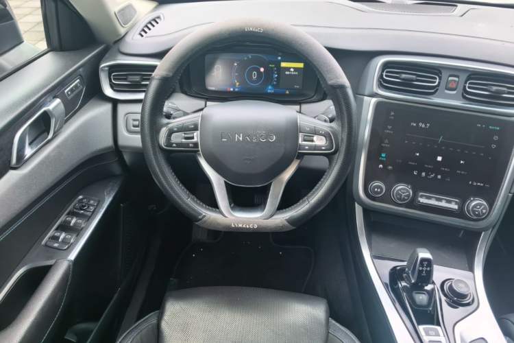 Used Lynk & Co 01 EM-P 2019 1.5T PHEV Pro Steering Wheel