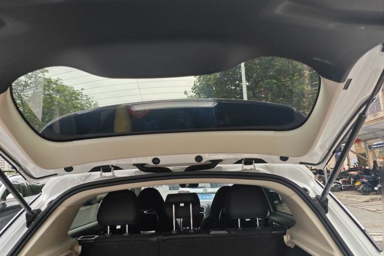 Used Lynk & Co 01 EM-P 2019 1.5T PHEV Jing Meeting China VI Emission Standards Trunk