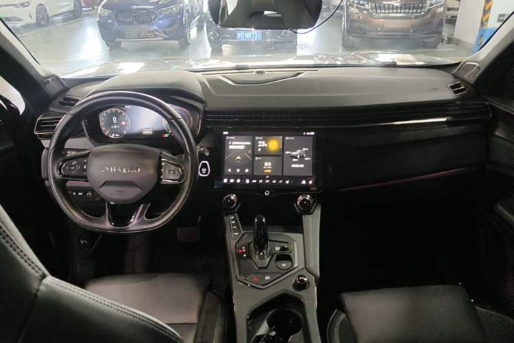Used Lynk & Co 01 EM-P 2021 1.5TD PHEV Halo Center Console