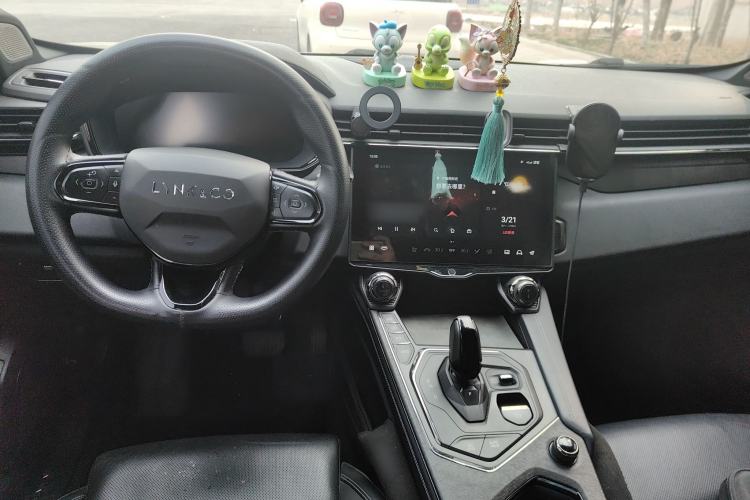 Used Lynk & Co 01 EM-P 2021 1.5TD PHEV Halo Center Console