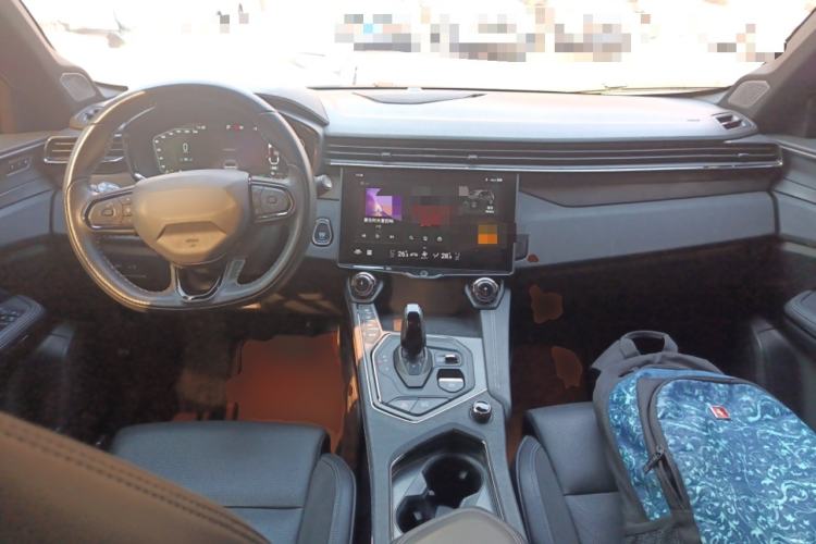 Used Lynk & Co 01 EM-P 2021 1.5TD PHEV Halo Center Console