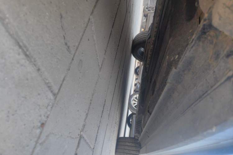 Used Lynk & Co 01 EM-P 2021 1.5TD PHEV Halo Chassis Front Left