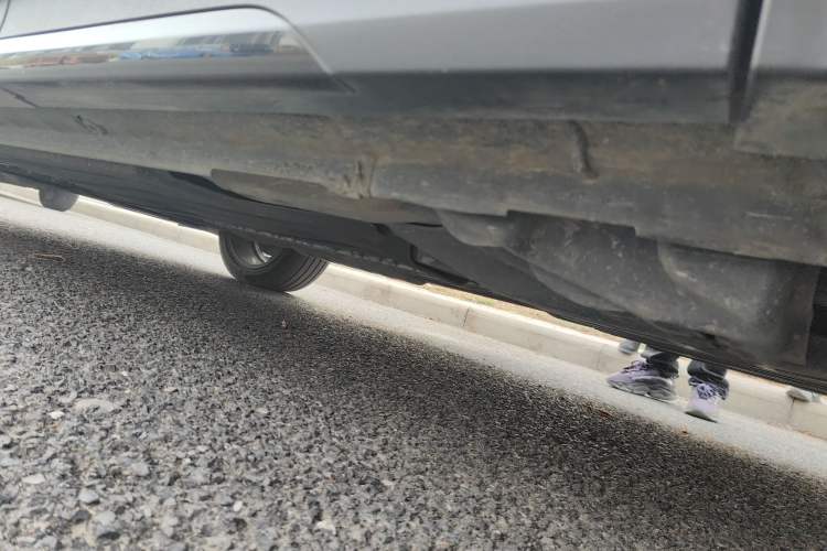Used Lynk & Co 01 EM-P 2021 1.5TD PHEV Halo Chassis Rear Left