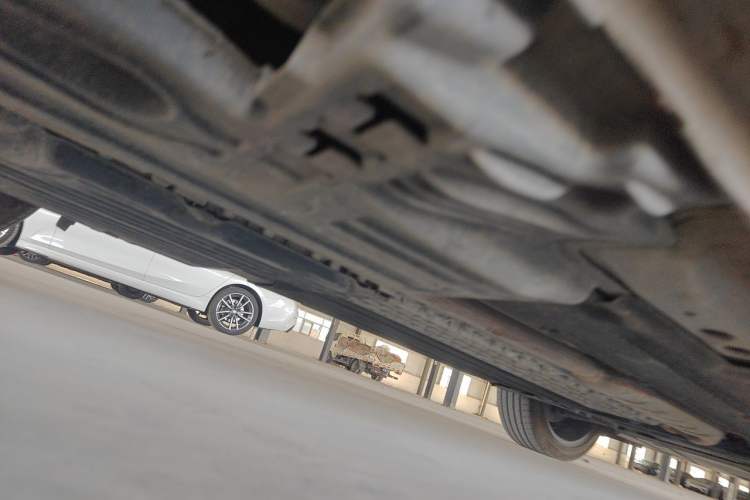 Used Lynk & Co 01 EM-P 2021 1.5TD PHEV Halo Chassis Rear Right