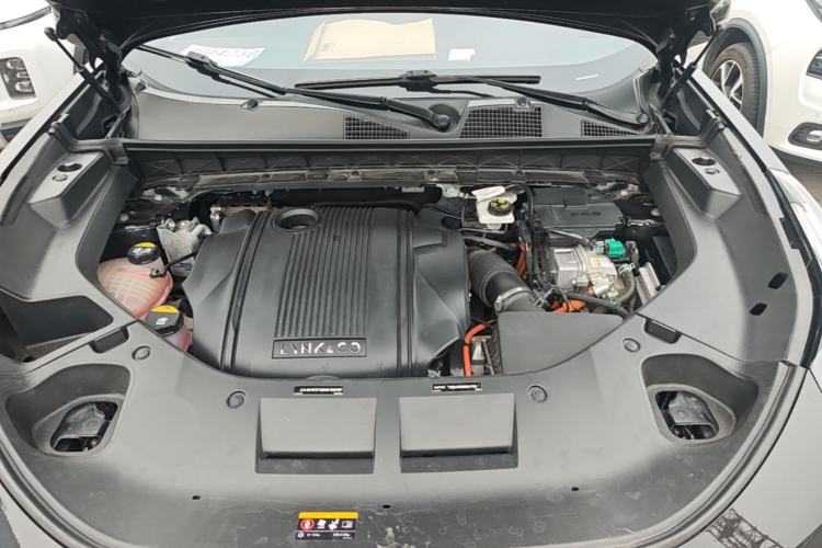 Used Lynk & Co 01 EM-P 2021 1.5TD PHEV Halo Engine Bay