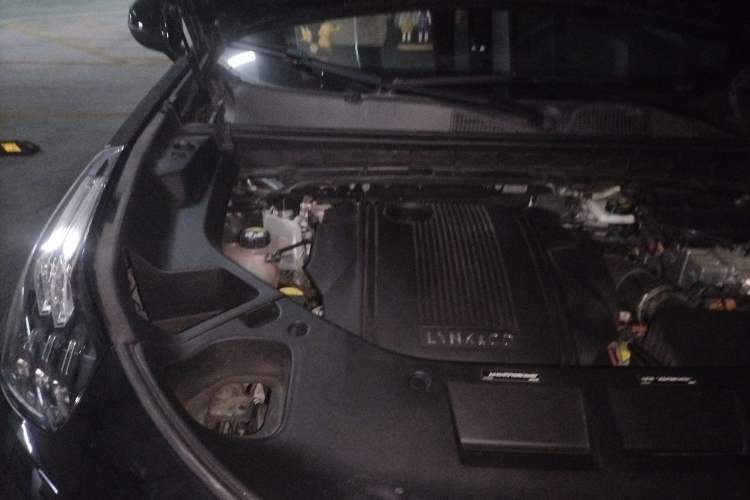 Used Lynk & Co 01 EM-P 2021 1.5TD PHEV Halo Engine Bay Right