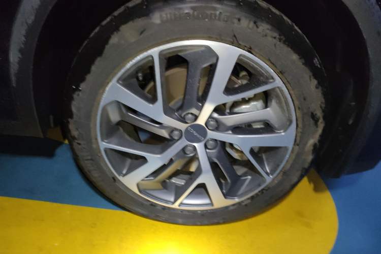 Used Lynk & Co 01 EM-P 2021 1.5TD PHEV Halo Exterior 7