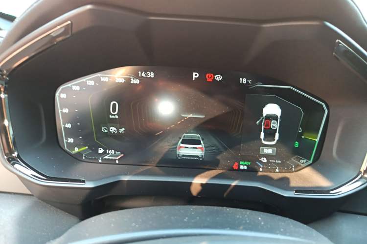 Used Lynk & Co 01 EM-P 2021 1.5TD PHEV Halo Instrument Cluster