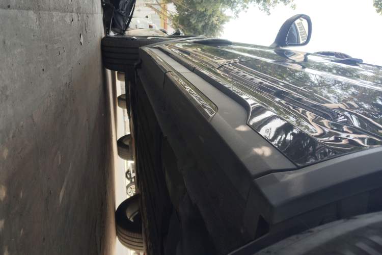 Used Lynk & Co 01 EM-P 2021 1.5TD PHEV Halo Left Side Sill