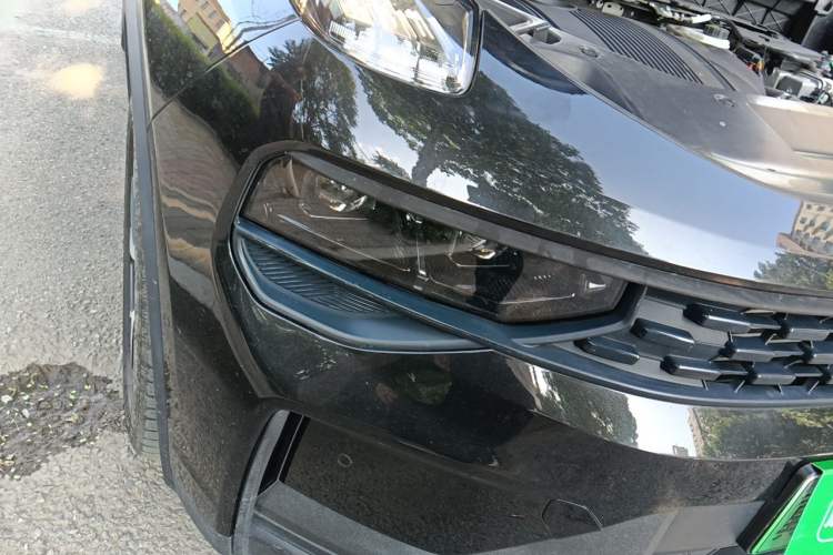 Used Lynk & Co 01 EM-P 2021 1.5TD PHEV Halo Right Front Headlight