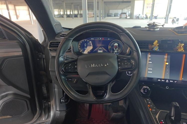 Used Lynk & Co 01 EM-P 2021 1.5TD PHEV Halo Steering Wheel